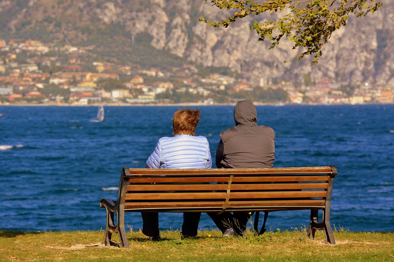 Creating a Safe Living Environment for Seniors at Home
